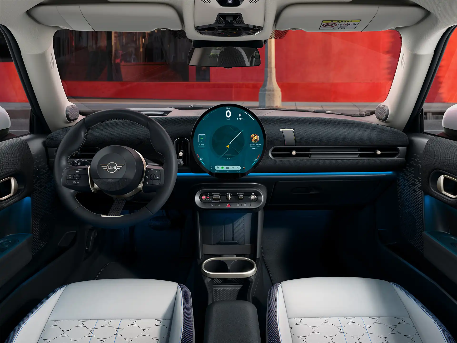 MINI Cooper cu 3 uşi - Interior emblematic