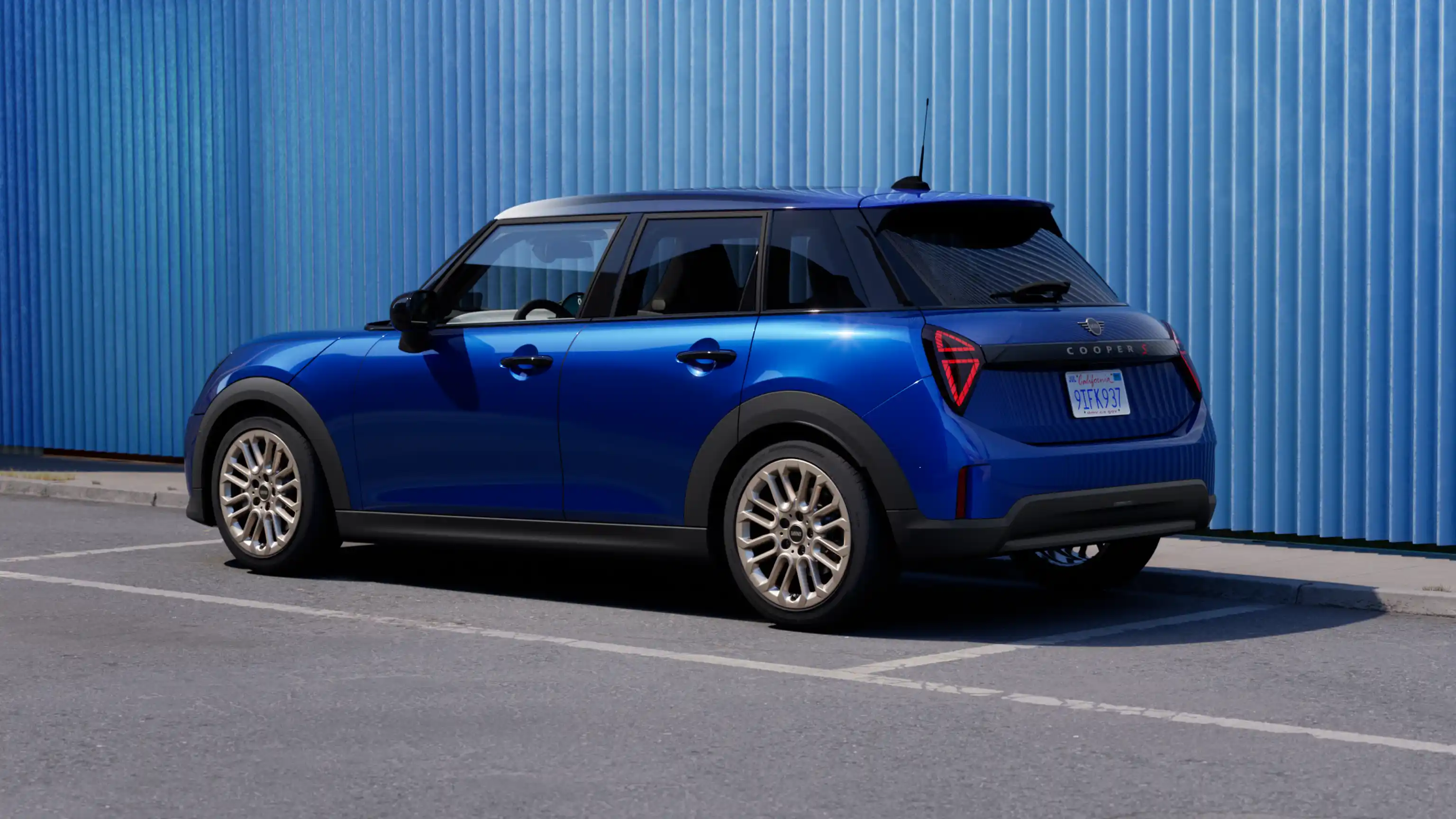 MINI Cooper cu 5 uşi - Prezentare generală
