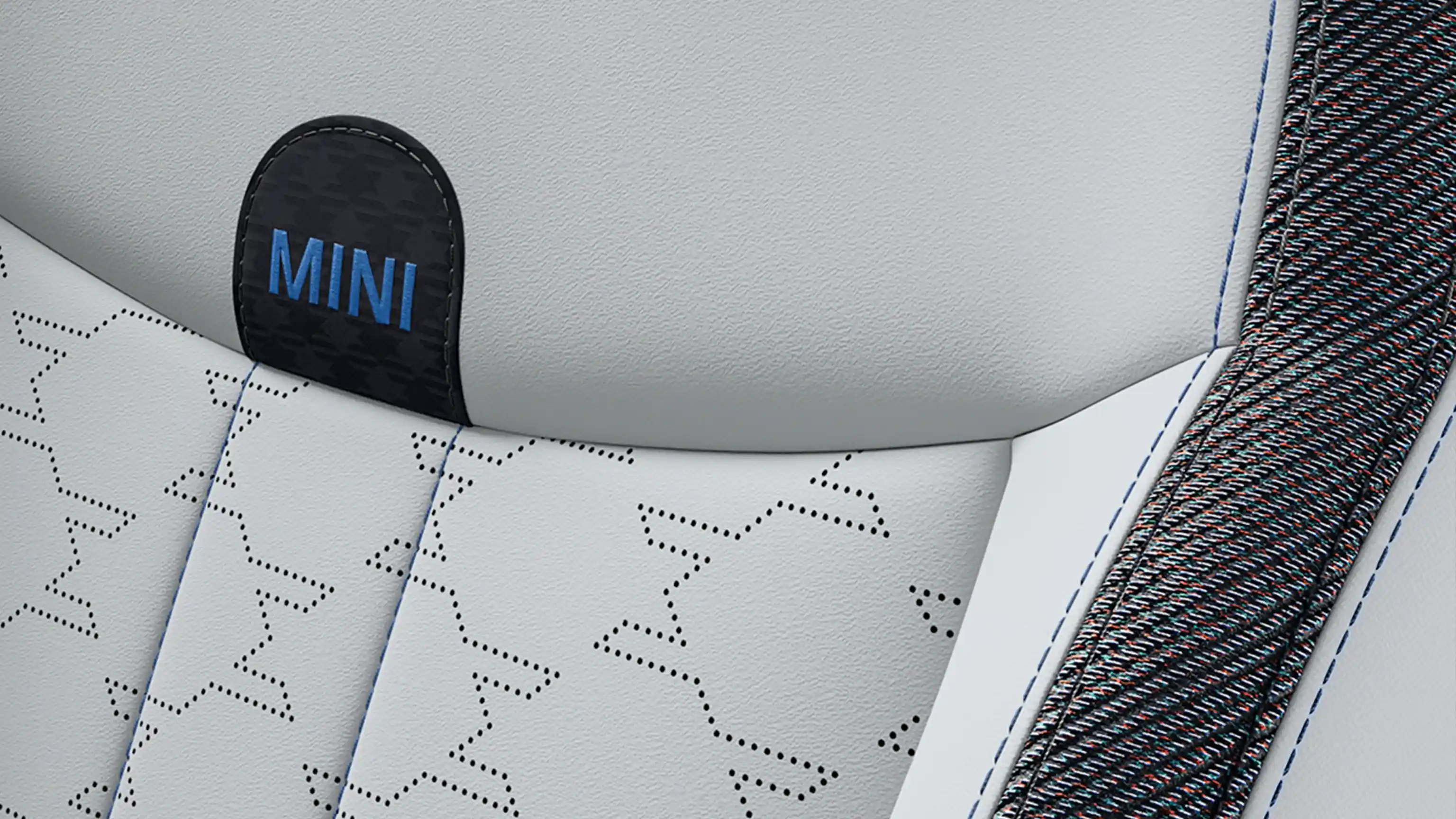 MINI Cooper cu 5 uşi - Interior Classic