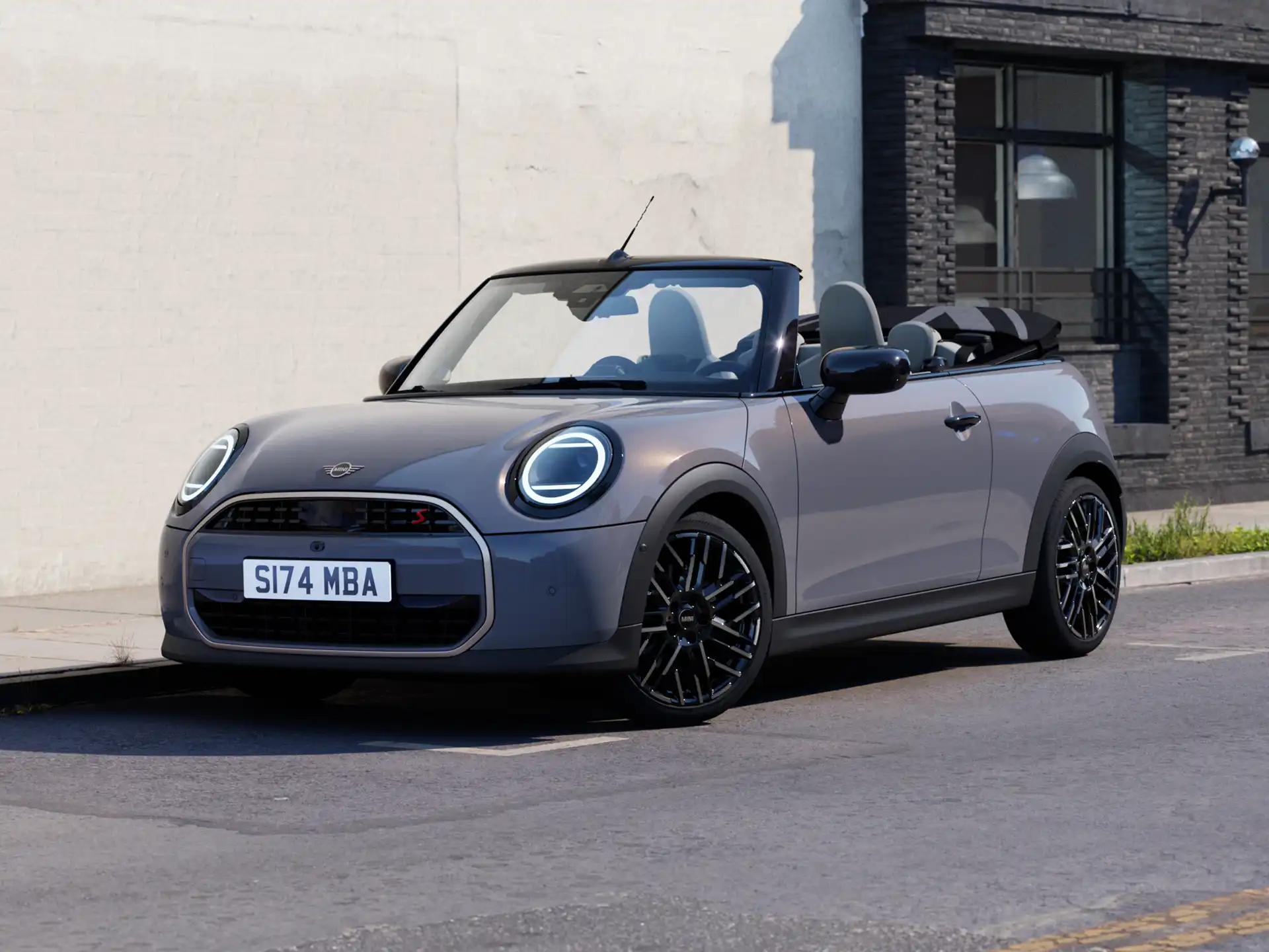MINI Cooper Cabrio - Video.