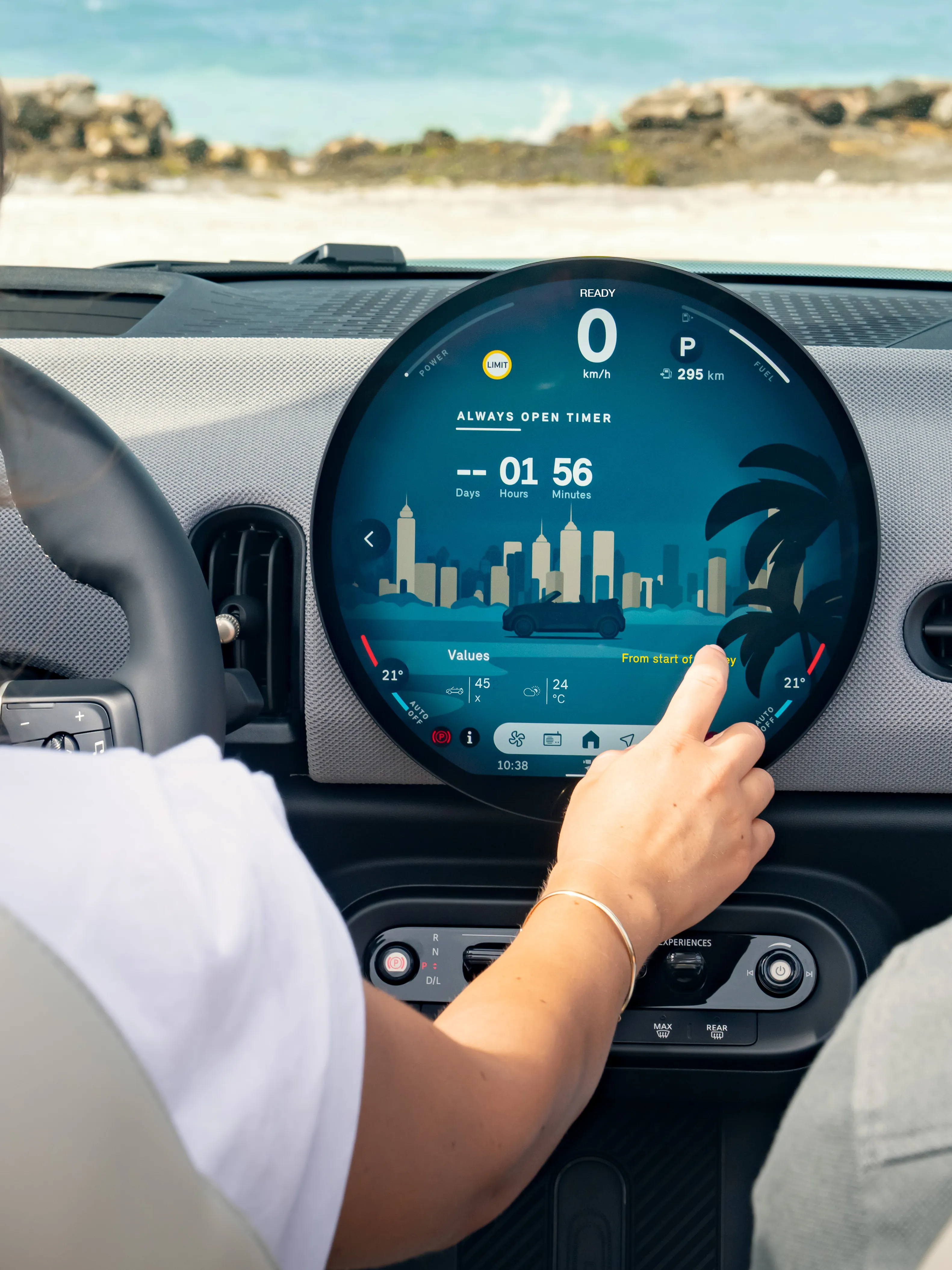 MINI Cooper Cabrio - experienţă digitală - detalii importante
