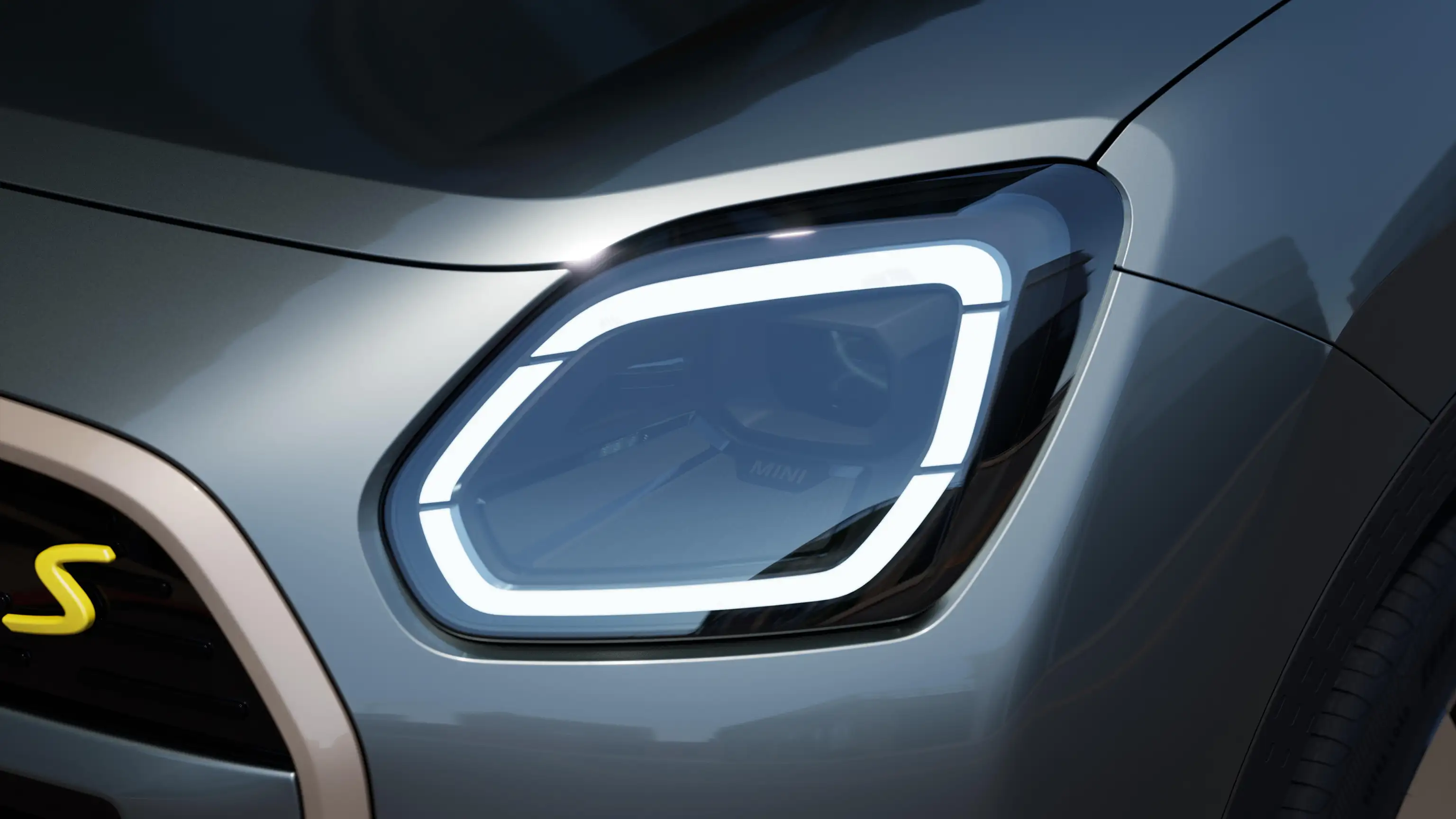 MINI Countryman integral electric - Faruri