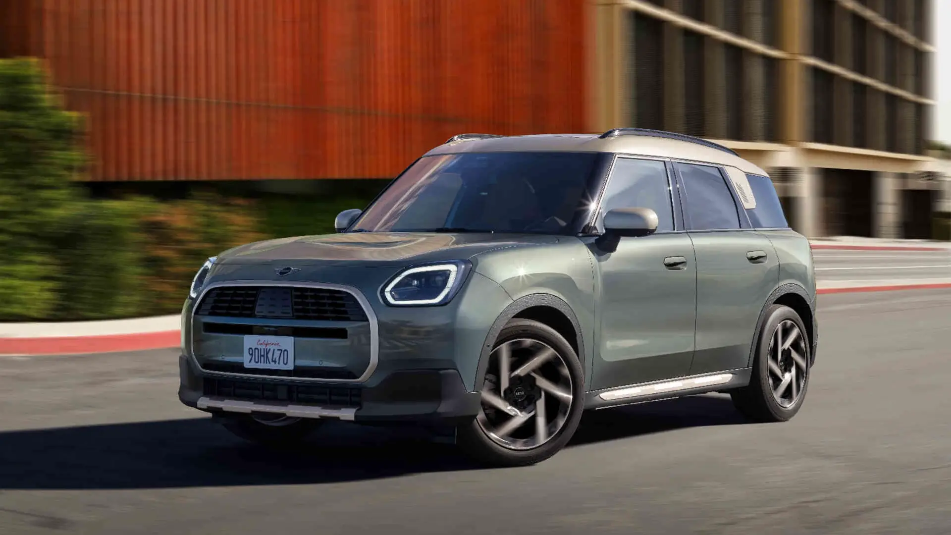 MINI Countryman - teaser test drive