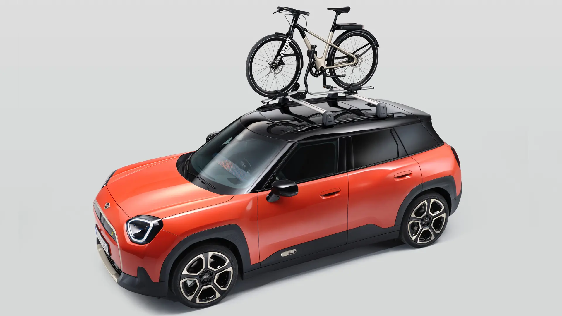 Accesorii MINI – suport montat pe plafon pe MINI Aceman