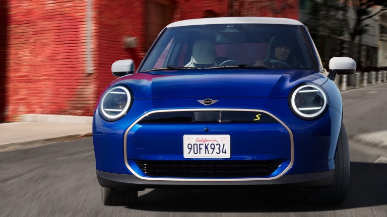 Servicii financiare MINI - prezentare generală - teaser configurator