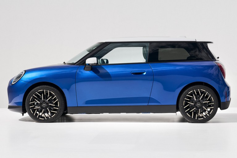 Electromobilitate MINI - design - performanţe îmbunătăţite - 02