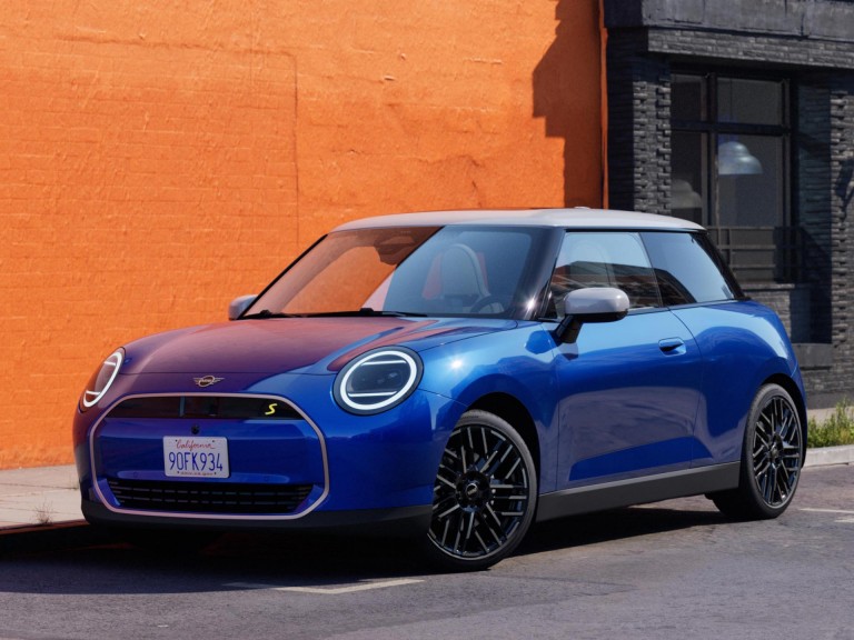 Electromobilitate MINI - familia - Cooper