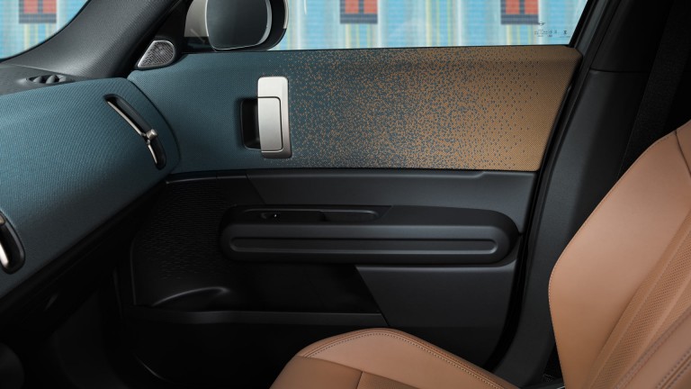 MINI Countryman pur electric – mozaic - sustenabilitate