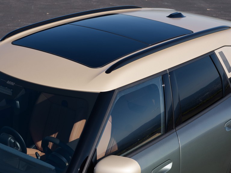 MINI Countryman pur electric - exterior - plafon panoramic