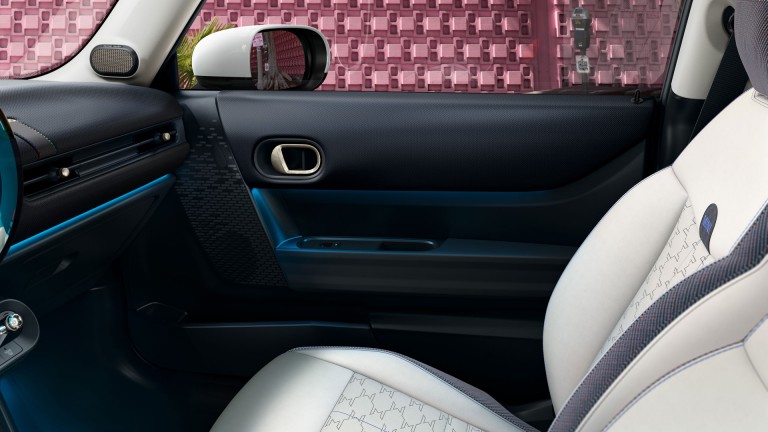 MINI Cooper cu 3 uşi - mozaic - interior