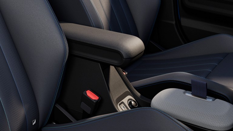 MINI Cooper cu 5 uşi - interior - galerie - tapiţerie scaune în stilul classic