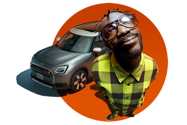 MINI Countryman pur electric - electrifică-te pentru aventurile tale